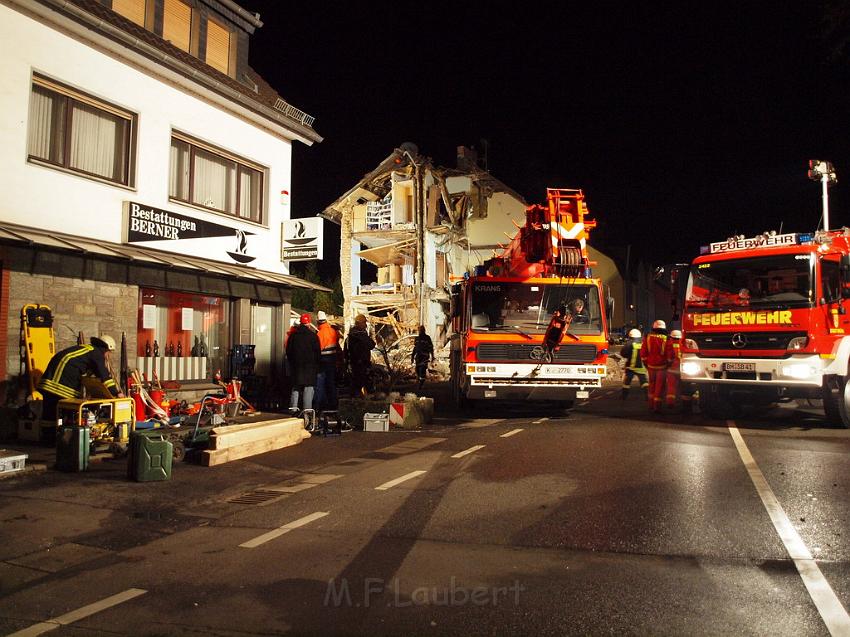 Hausexplosion Bruehl bei Koeln Pingsdorferstr P179.JPG